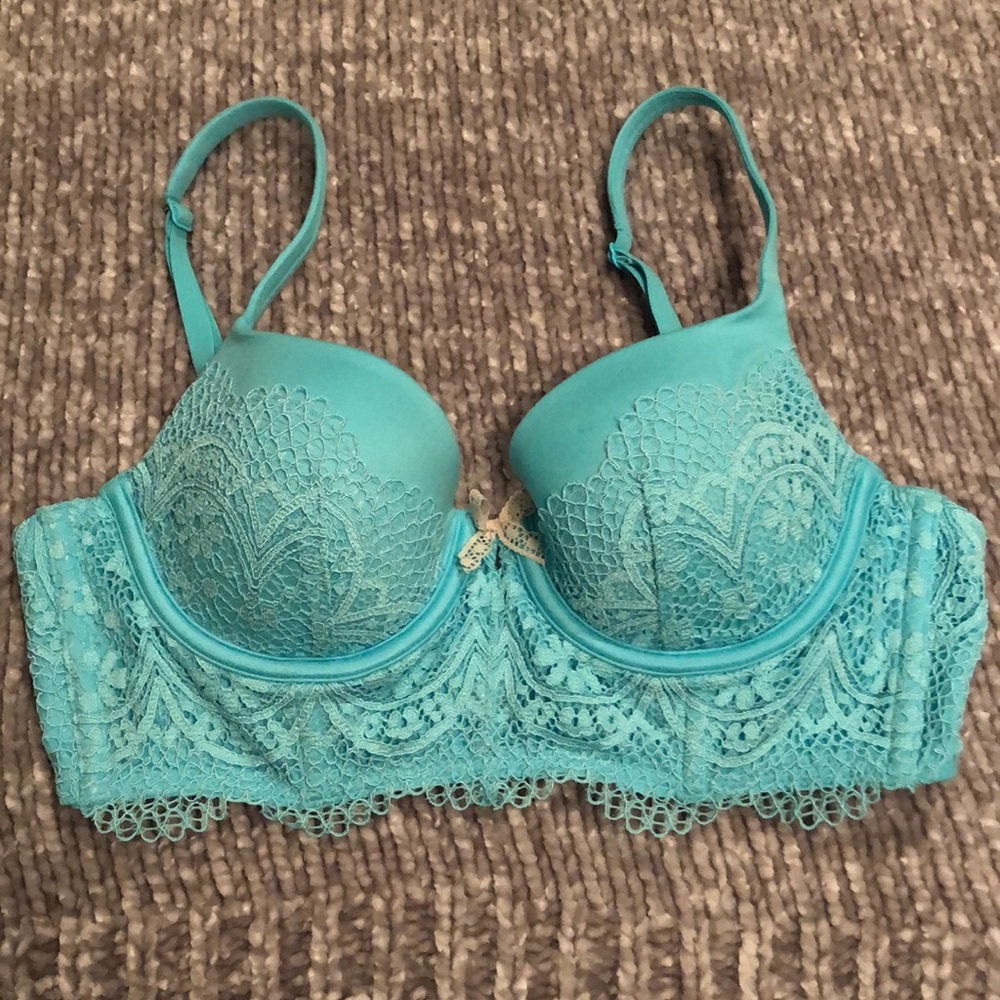 Victoria’s Secret Body By Victoria Lined Demi 34B